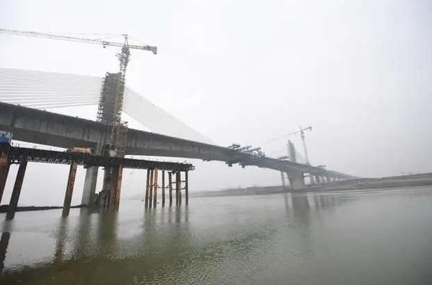 汉川汉江大桥加固维修期间，禁止大货车通行！